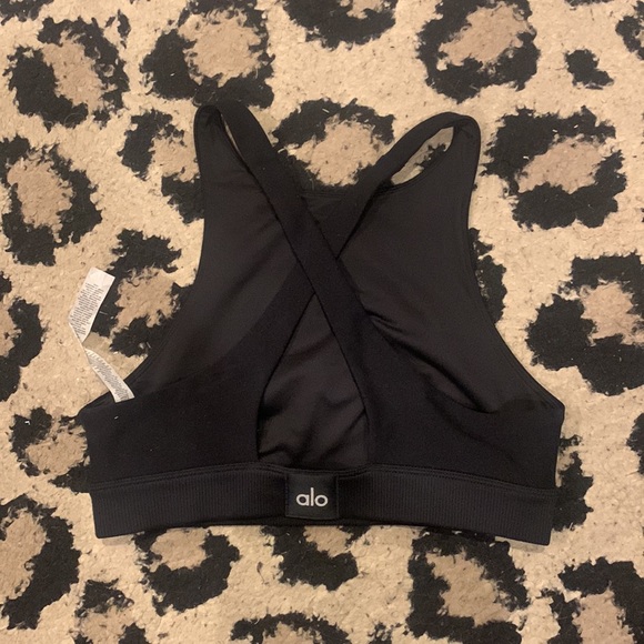 ALO Iconic 90’s Bra - Picture 8 of 9